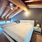 Cascina Reciago * דסנזאנו דל גארדה