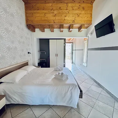 Cascina Reciago مزرعة للإقامة