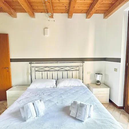 Cascina Reciago مزرعة للإقامة ديسينسانو ديل غاردا