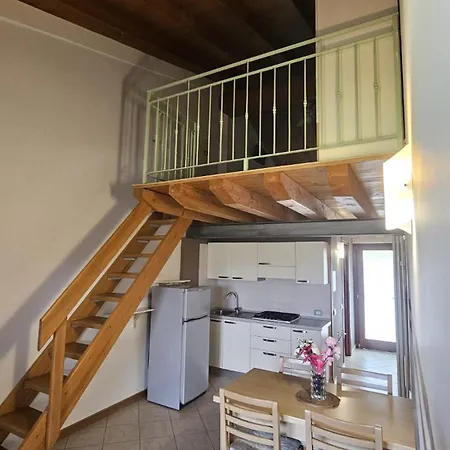 Cascina Reciago مزرعة للإقامة ديسينسانو ديل غاردا
